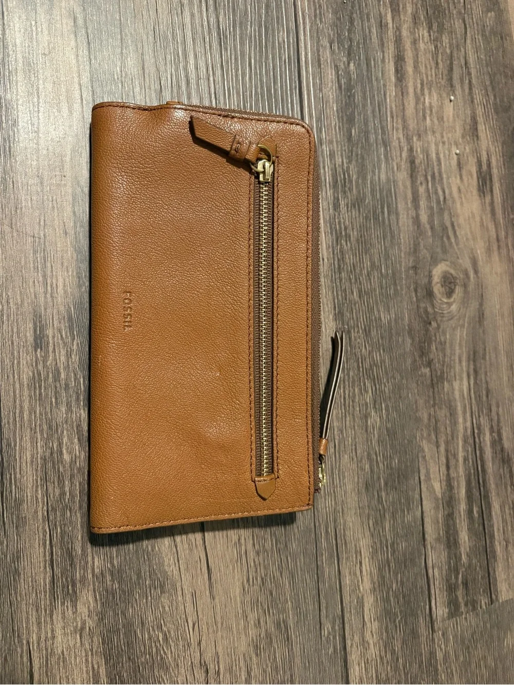 Fossil classic leather